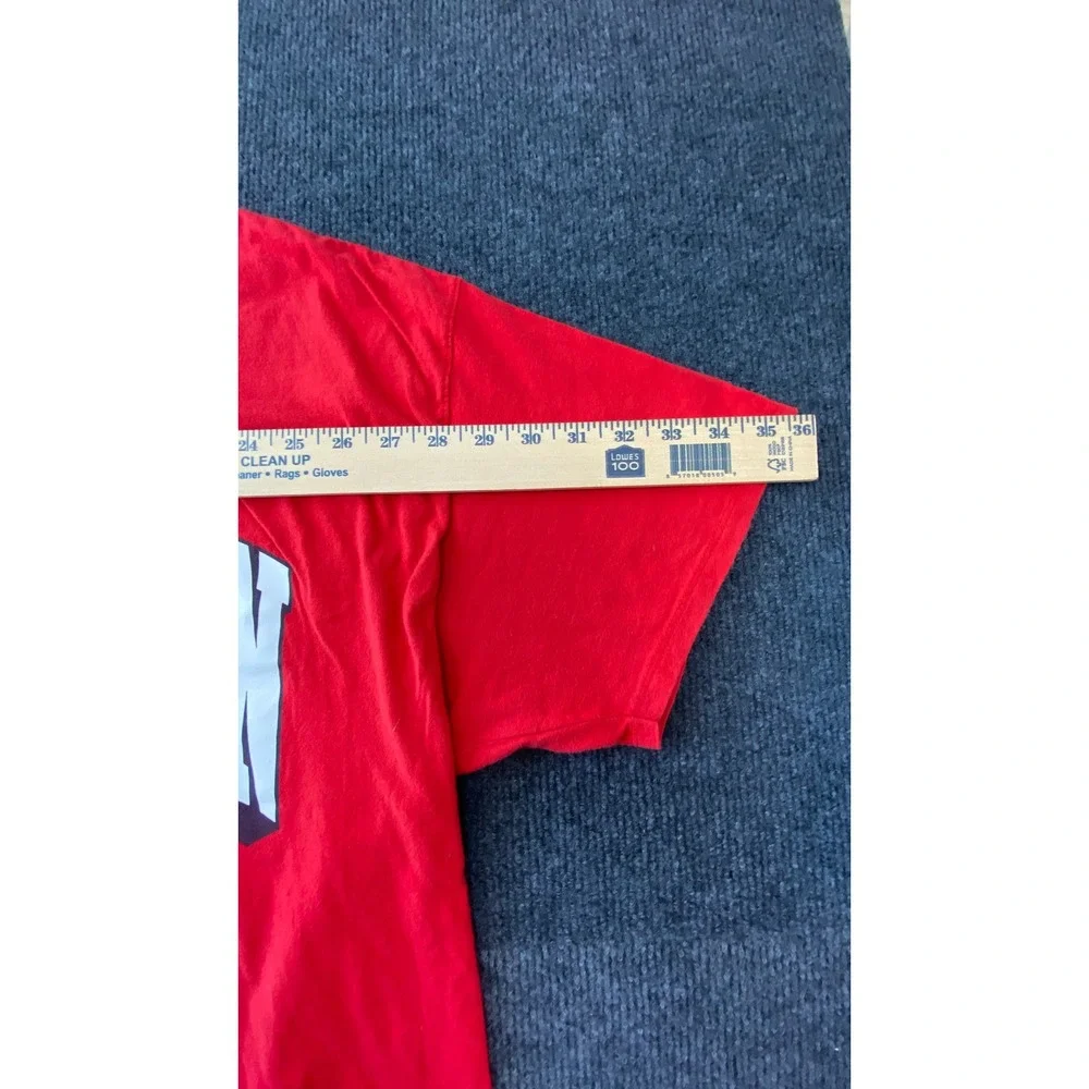 Champion Mens Red Graphic T-Shirt XL Short Sleeve Arch Logo Crewneck Sportswear - Picture 7 of 10